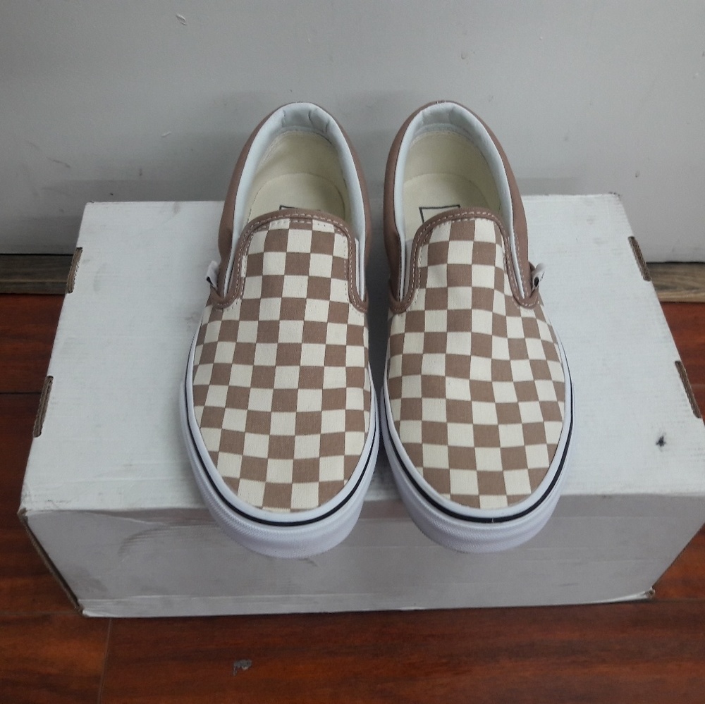 Vans - Picture 3 of 3
